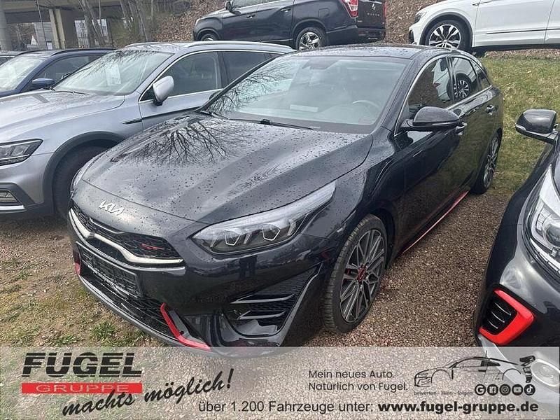 Gebraucht Kia ProCeed Comfort 204 PS (150 kW) 2021 (1k) zilinaschwarz met. Kombi