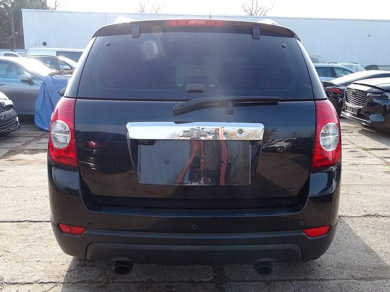 Gebraucht Chevrolet Captiva LT 167 PS (122 kW) 2012 Schwarz SUV