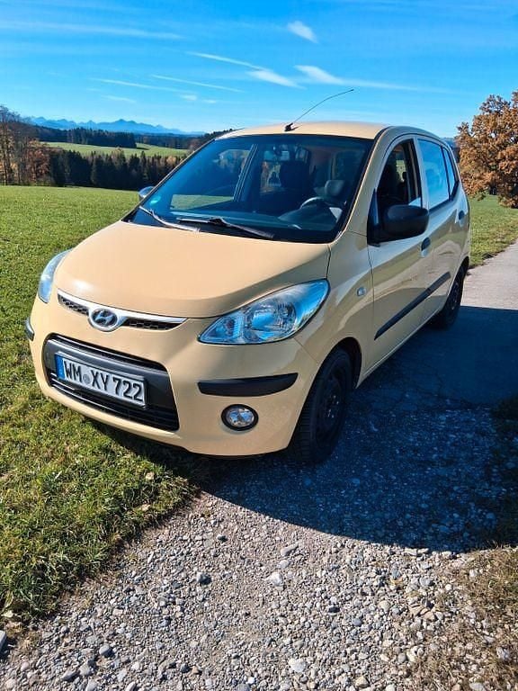 Gelb Gebraucht 2011 Hyundai i10 Classic Kleinwagen | 1.300 € (Superpreis) - Bild 1/4