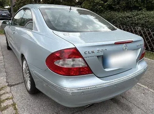 Gebraucht Mercedes CLK200 163 PS (119 kW) 2007 Grau Coupé