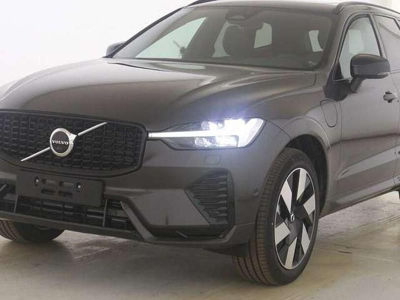 Gebraucht Volvo XC60 Plus 398 PS (292 kW) 2024 Platinum grey / metallic (metallic) SUV