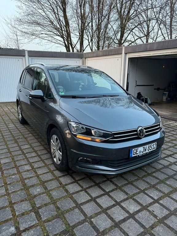 Gebraucht VW Touran Join 116 PS (85 kW) 2018 Grau Van / Kleinbus