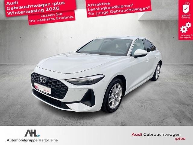 Weiß Gebraucht 2025 Audi A5 Ambiente Limousine | 42.616 € - Bild 1/3