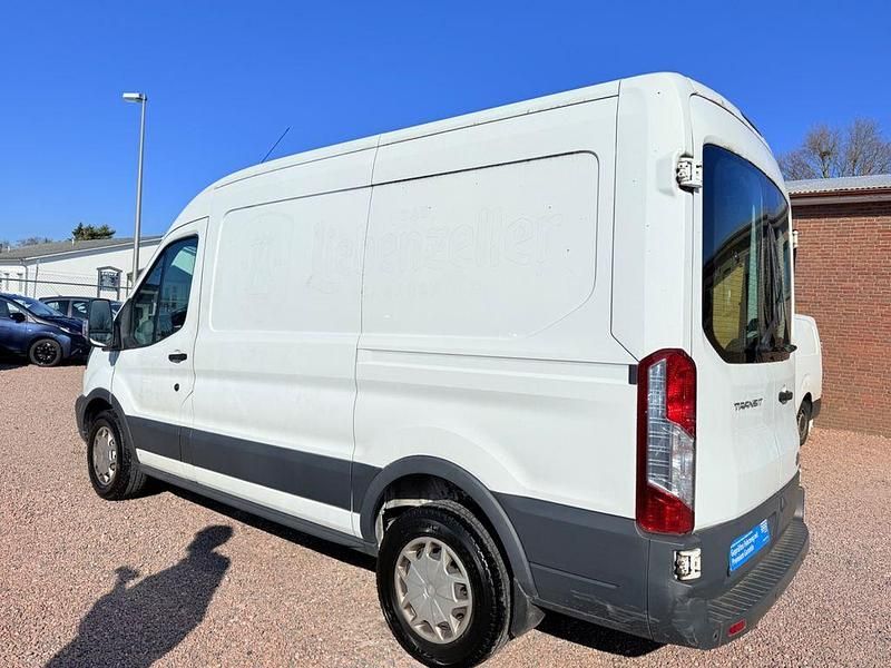 Gebraucht Ford Transit Trend 131 PS (96 kW) 2017 Weiß Van / Kleinbus