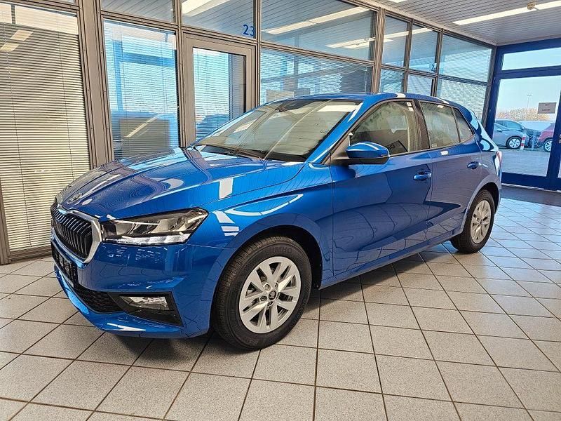 Neu Skoda Fabia Selection 95 PS (69 kW) 2025 Blau Limousine