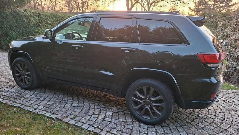 Gebraucht Jeep Grand Cherokee 250 PS (183 kW) 2016 Grün SUV