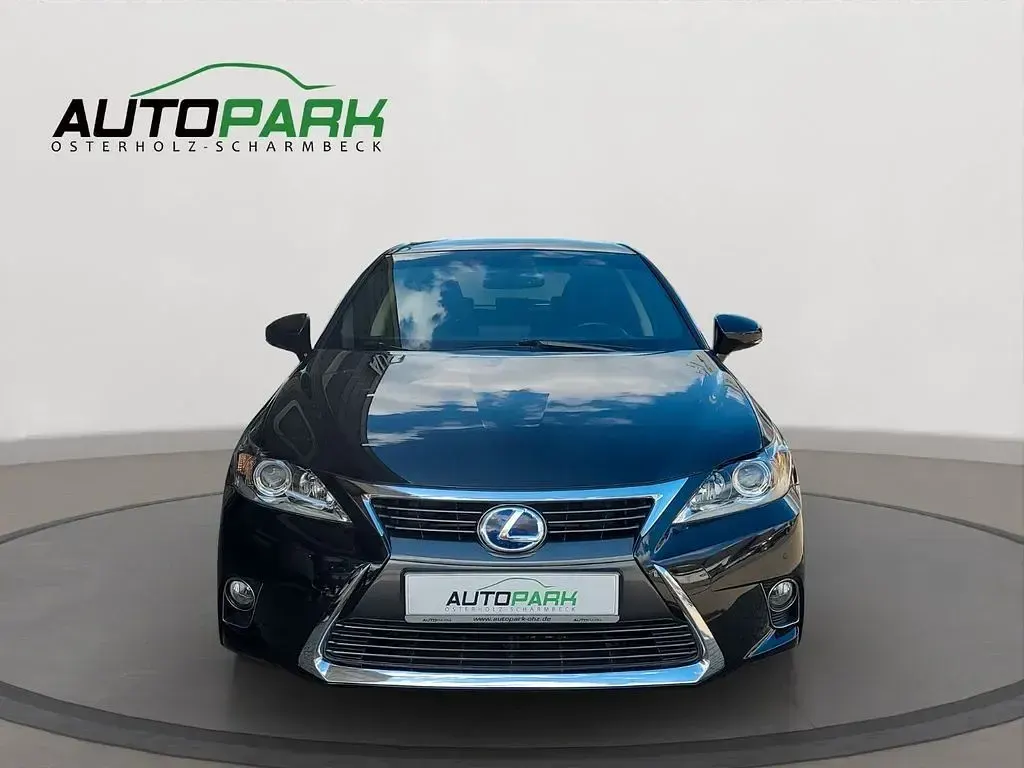 Gebraucht Lexus CT200h 99 PS (72 kW) 2017 Schwarz Limousine