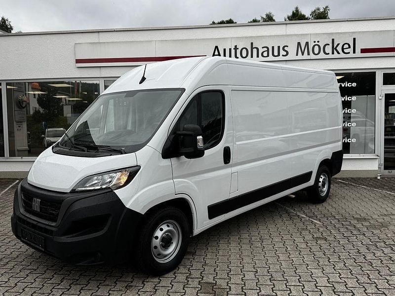 Weiß Gebraucht 2024 Fiat Ducato Van | 34.990 € (Teuer) - Bild 1/4