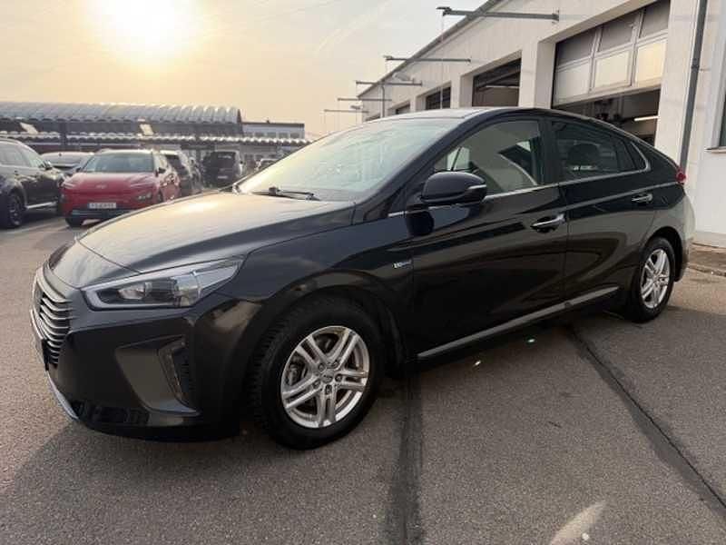 Gebraucht Hyundai Ioniq Style 141 PS (103 kW) 2017 Schwarz Kleinwagen