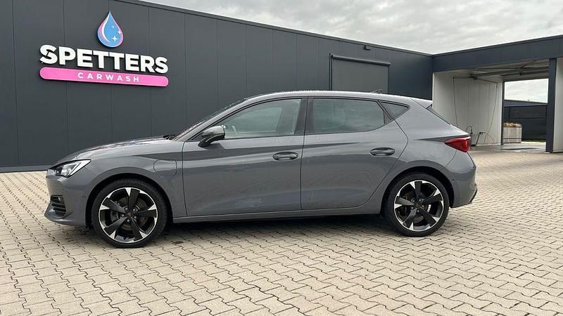 Gebraucht Cupra Leon 204 PS (150 kW) 2022 Grau Limousine