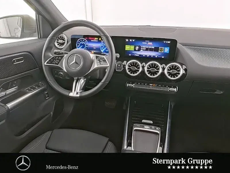 Gebraucht Mercedes EQA250+ Progressive 150 kW (204 PS) 2025 Grau SUV