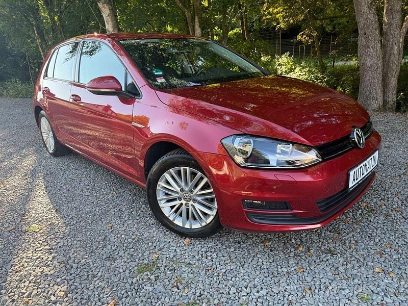 Rot Gebraucht 2014 VW Golf VII Cup Limousine | 13.999 € (Fairer Preis) - Bild 1/4