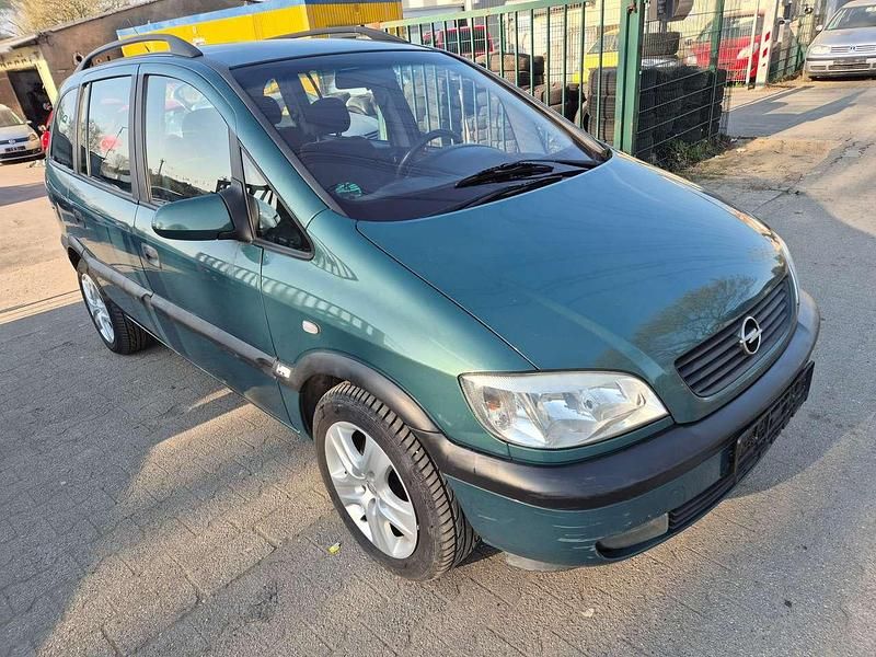 Gebraucht Opel Zafira Basis 125 PS (91 kW) 2002 Grün Van / Kleinbus