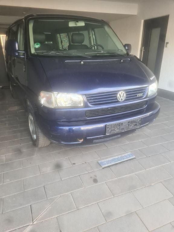 Second-hand VW T4 102 CP (75 kW) 2000 Albastru Van