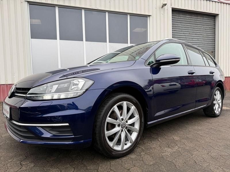 Gebraucht VW Golf VII 116 PS (85 kW) 2019 Blau Kombi