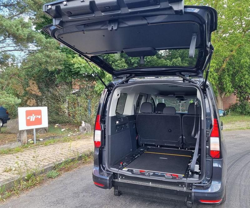 Neu VW Caddy Maxi Goal 122 PS (89 kW) 2025 Blau Van / Kleinbus