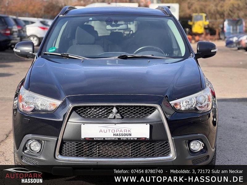 Gebraucht Mitsubishi ASX Intense 150 PS (110 kW) 2011 Pantherschwarz (p) SUV
