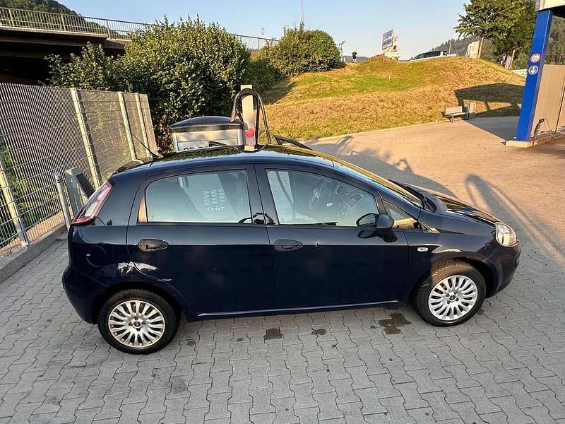 Gebraucht Fiat Punto 86 PS (63 kW) 2011 Limousine