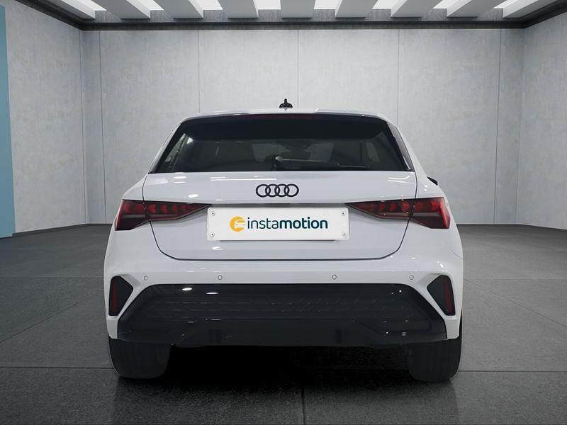 Gebraucht Audi A3 116 PS (85 kW) 2025 Weiß Limousine
