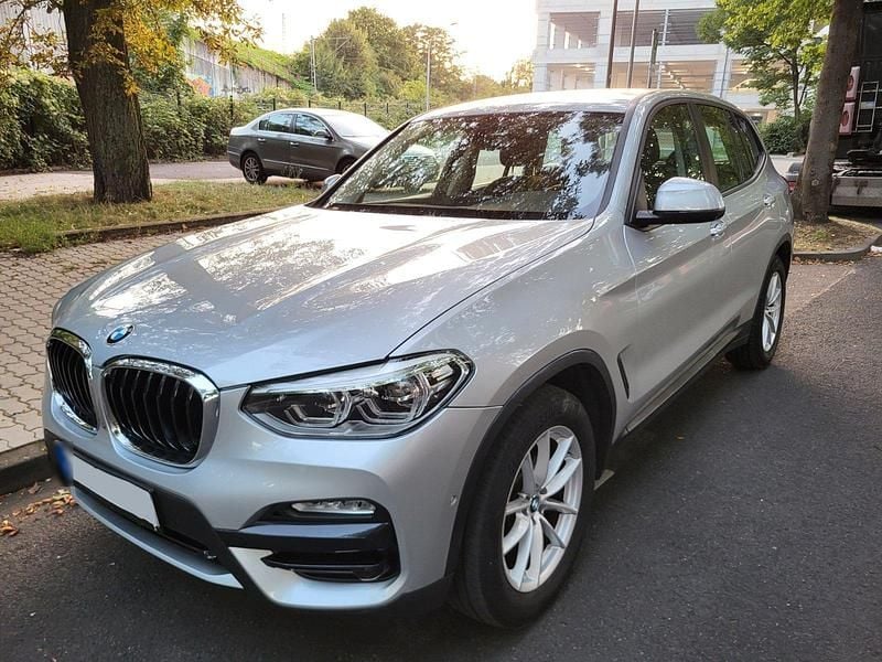 Gebraucht BMW X3 184 PS (135 kW) 2018 Silber SUV