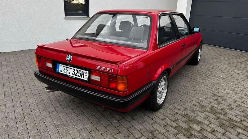 Gebraucht BMW 325 170 PS (125 kW) 1989 Rot Coupé