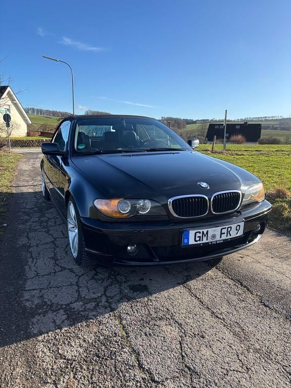 Gebraucht BMW 318 Cabriolet Performance 143 PS (105 kW) 2004 Schwarz Cabrio