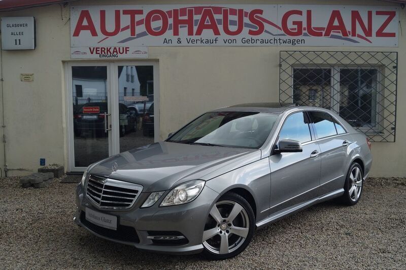 Palladiumsilber metalliclack Gebraucht 2013 Mercedes E250 AMG Limousine | 21.999 € (Fairer Preis) - Bild 1/4