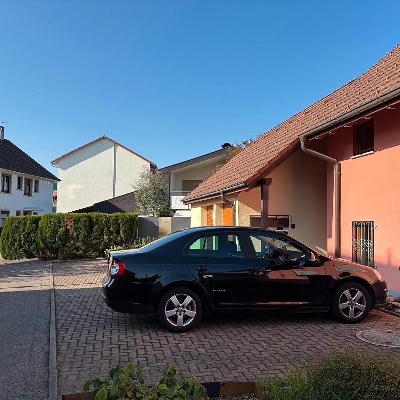 Gebraucht VW Jetta 122 PS (89 kW) 2008 Schwarz Limousine