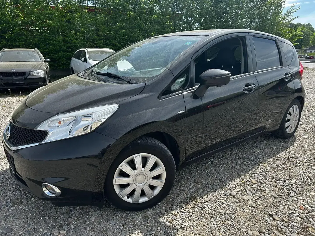 Gebraucht Nissan Note Tekna 90 PS (66 kW) 2016 Schwarz Kleinwagen