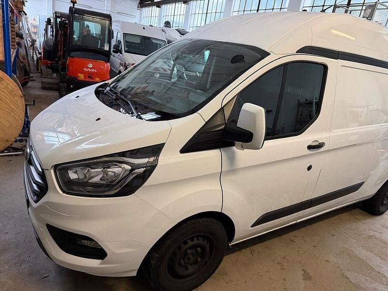 Gebraucht Ford Transit Custom 131 PS (96 kW) 2021 Weiß Van / Kleinbus