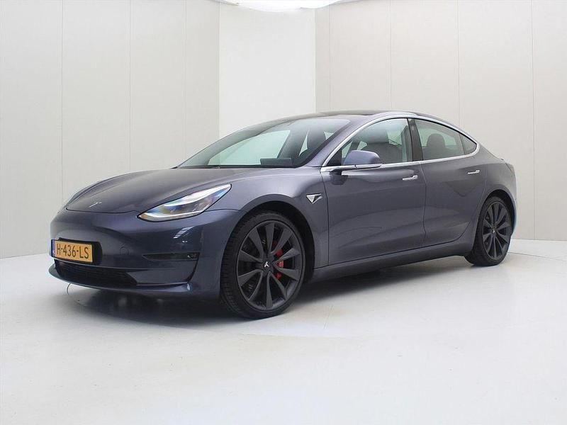 Second-hand Tesla Model 3 Performance 358 kW (487 CP) 2020 Gri Berlinǎ