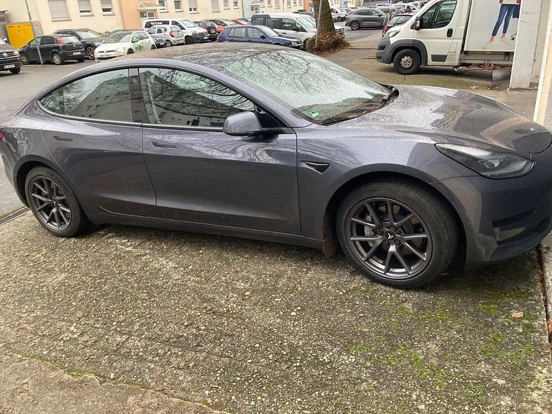 Gebraucht Tesla Model 3 Standard Range Plus 239 kW (325 PS) 2021 Grau Limousine