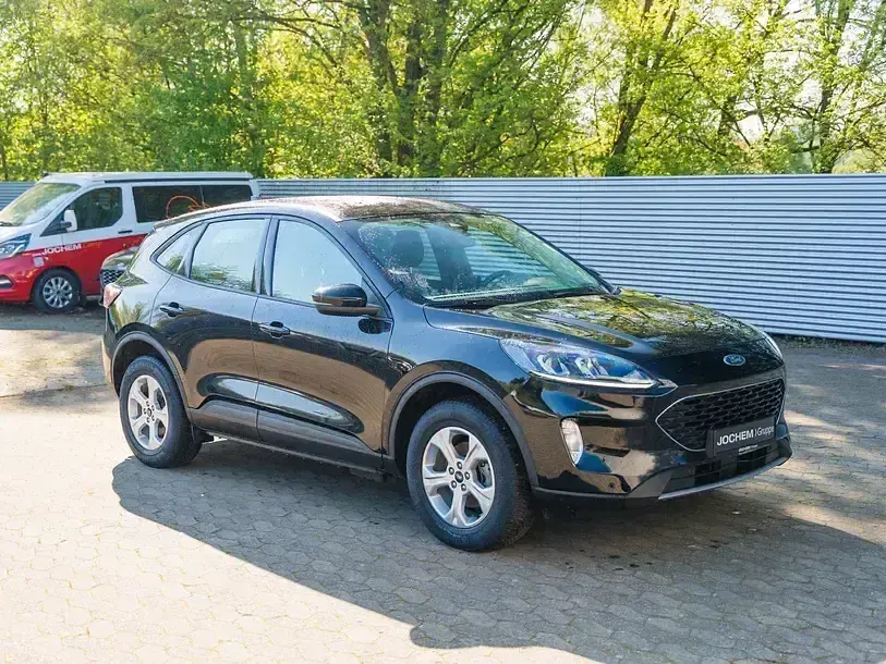 Używany Ford Kuga Cool & Connect 225 KM (165 kW) 2022 Czarny SUV