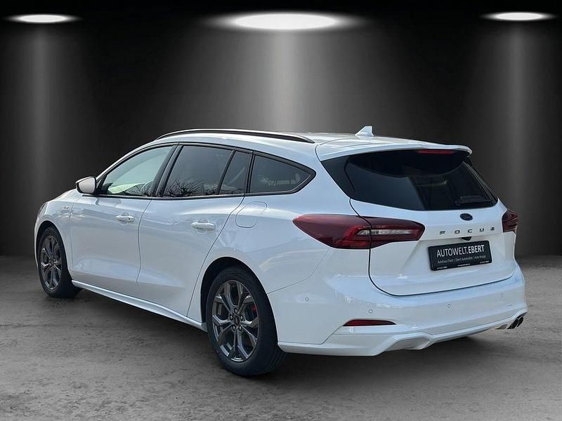 Neu Ford Focus ST-Line 125 PS (91 kW) 2026 Frostweiß Kombi