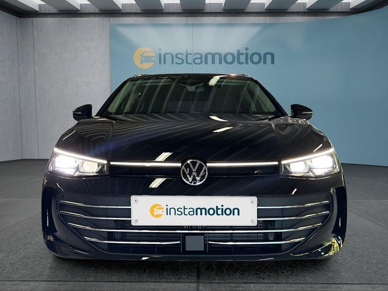 Gebraucht VW Passat 150 PS (110 kW) 2025 Schwarz Kombi
