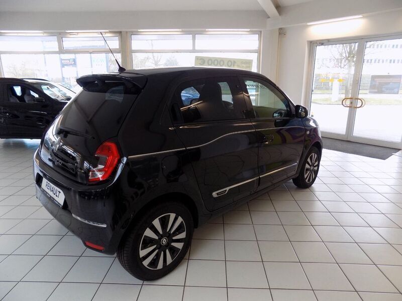 Gebraucht Renault Twingo Techno 60 kW (82 PS) 2023 Schwarz Kleinwagen