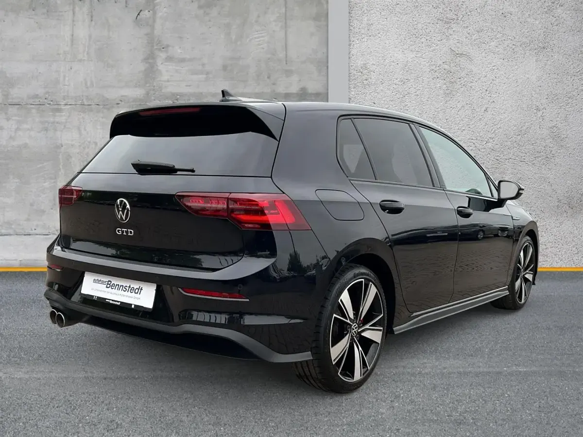 Gebraucht VW Golf VIII GTD 200 PS (147 kW) 2021 Schwarz Limousine