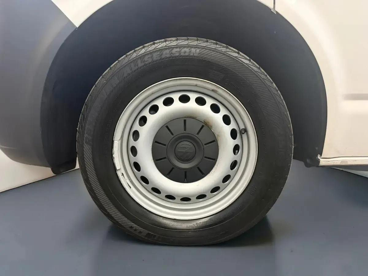 Gebraucht VW Transporter 150 PS (110 kW) 2022 Weiß Van