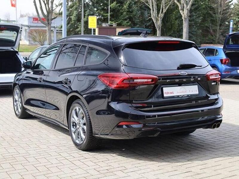 Gebraucht Ford Focus ST-Line X 155 PS (114 kW) 2023 Schwarz Kombi