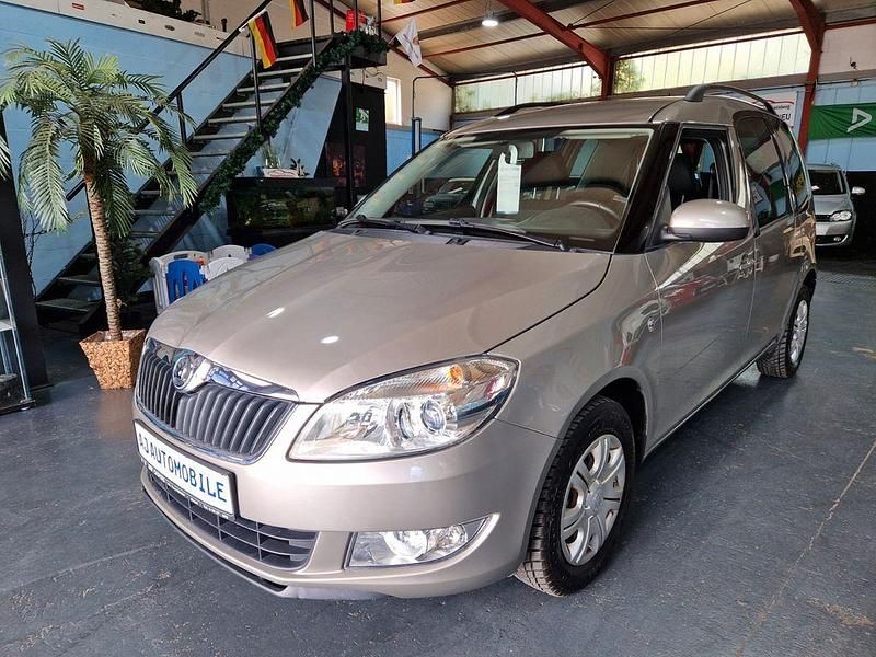 Beige Gebraucht 2014 Skoda Roomster Ambition Kombi | 8.490 € (Etwas zu teuer) - Bild 1/4