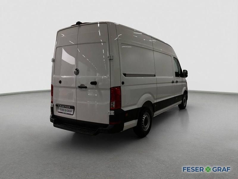 Gebraucht VW Crafter 140 PS (102 kW) 2025 Candyweiß Van