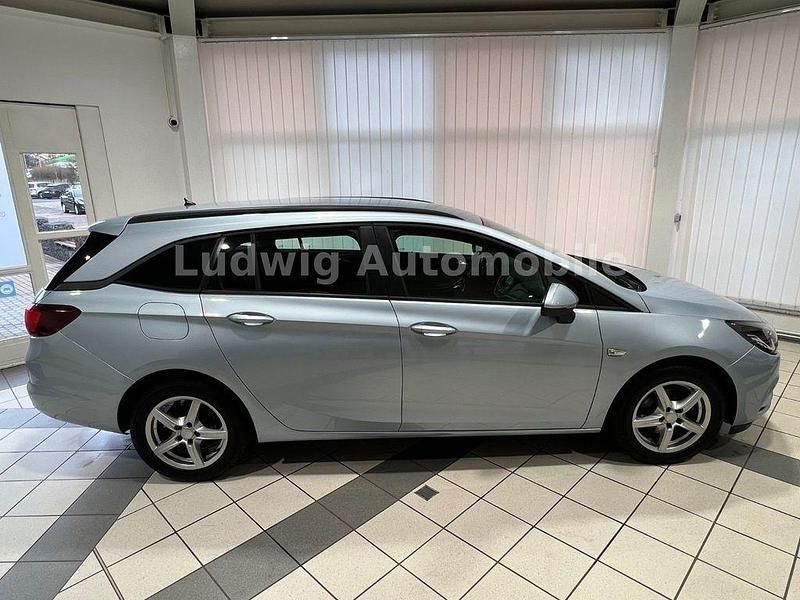 Gebraucht Opel Astra Edition 110 PS (80 kW) 2018 Silber Kombi