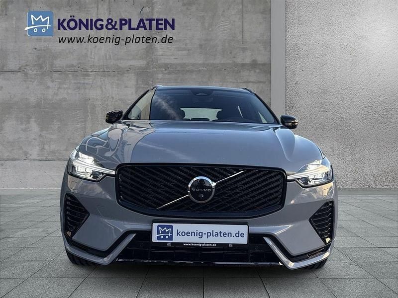 Neu Volvo XC60 Plus 349 PS (256 kW) 2025 Vapour grey (grau) SUV