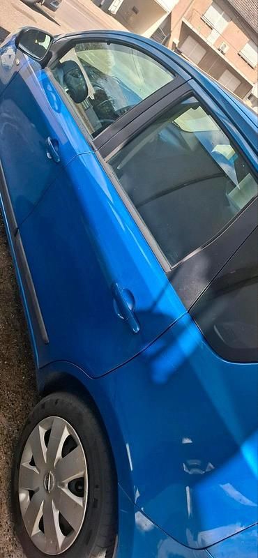 Second-hand Nissan Note 86 CP (63 kW) 2007 Albastru Hatchback