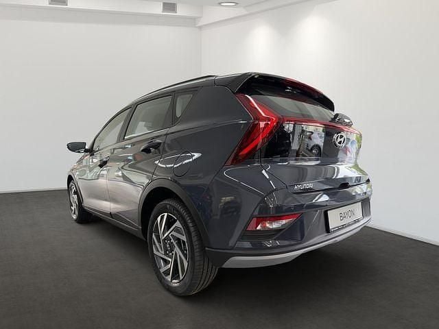 Neu Hyundai Bayon Trend 101 PS (74 kW) 2025 Purple (aurora grey / met) SUV