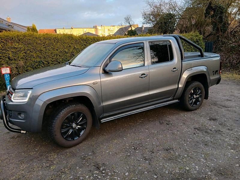 Gebraucht VW Amarok 180 PS (132 kW) 2016 Grau Pickup