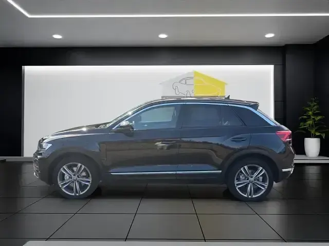 Gebraucht VW T-Roc Sportline 190 PS (139 kW) 2020 Deep black SUV