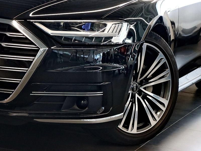 Gebraucht Audi A8 Ambiente 286 PS (210 kW) 2022 Mythosschwarz metallic Limousine