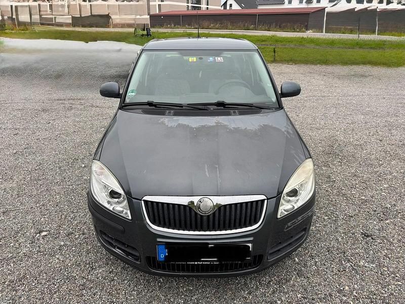 Grau Gebraucht 2008 Skoda Fabia Kleinwagen | 1.700 € (Fairer Preis) - Bild 1/4