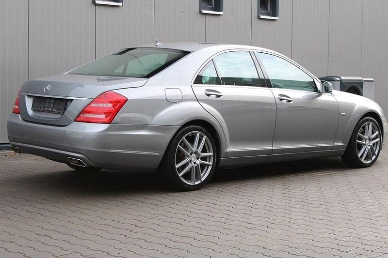 Gebraucht Mercedes S400 279 PS (205 kW) 2011 Silber Limousine